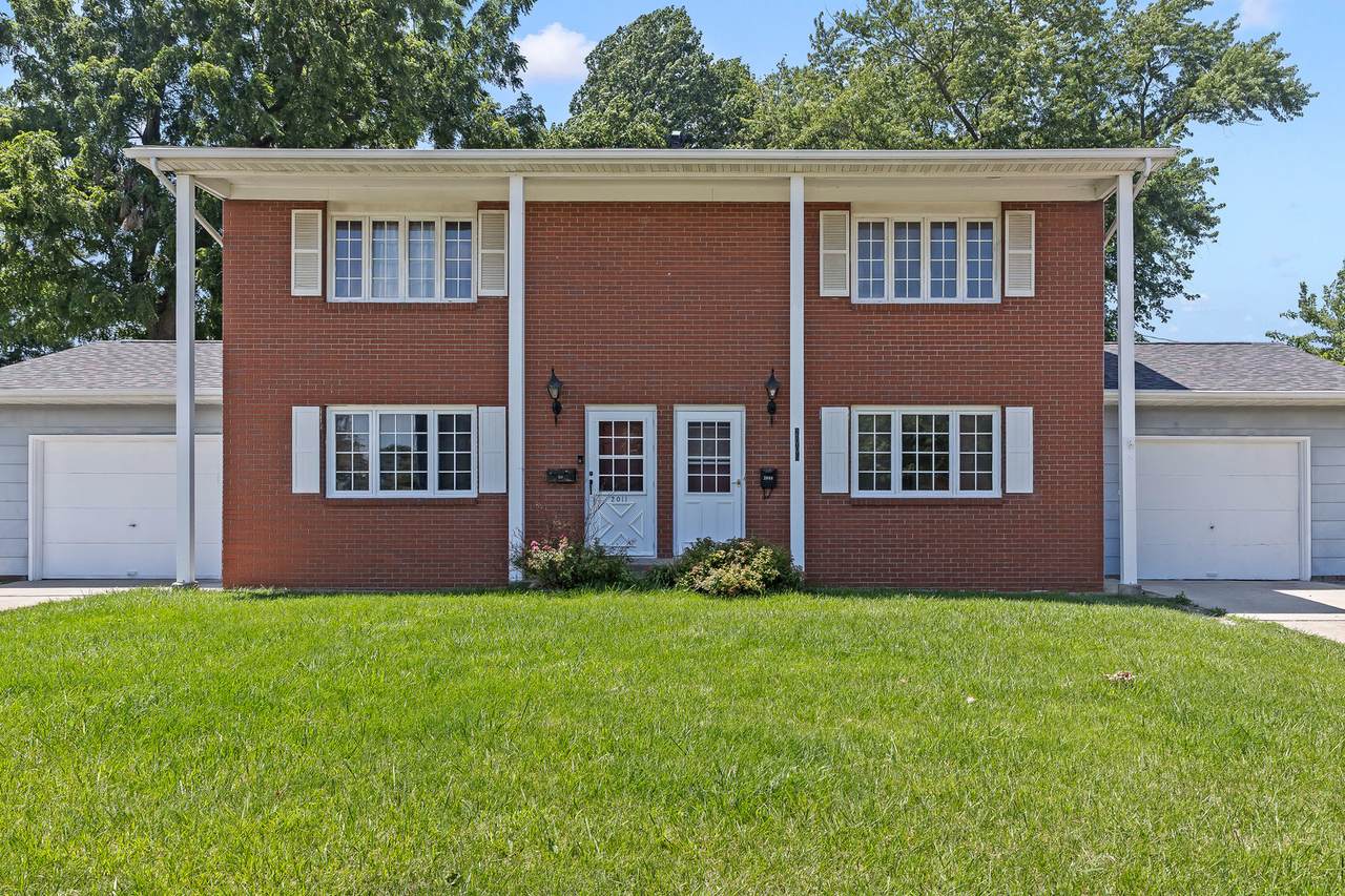 2009 53rd Street - Photo 1