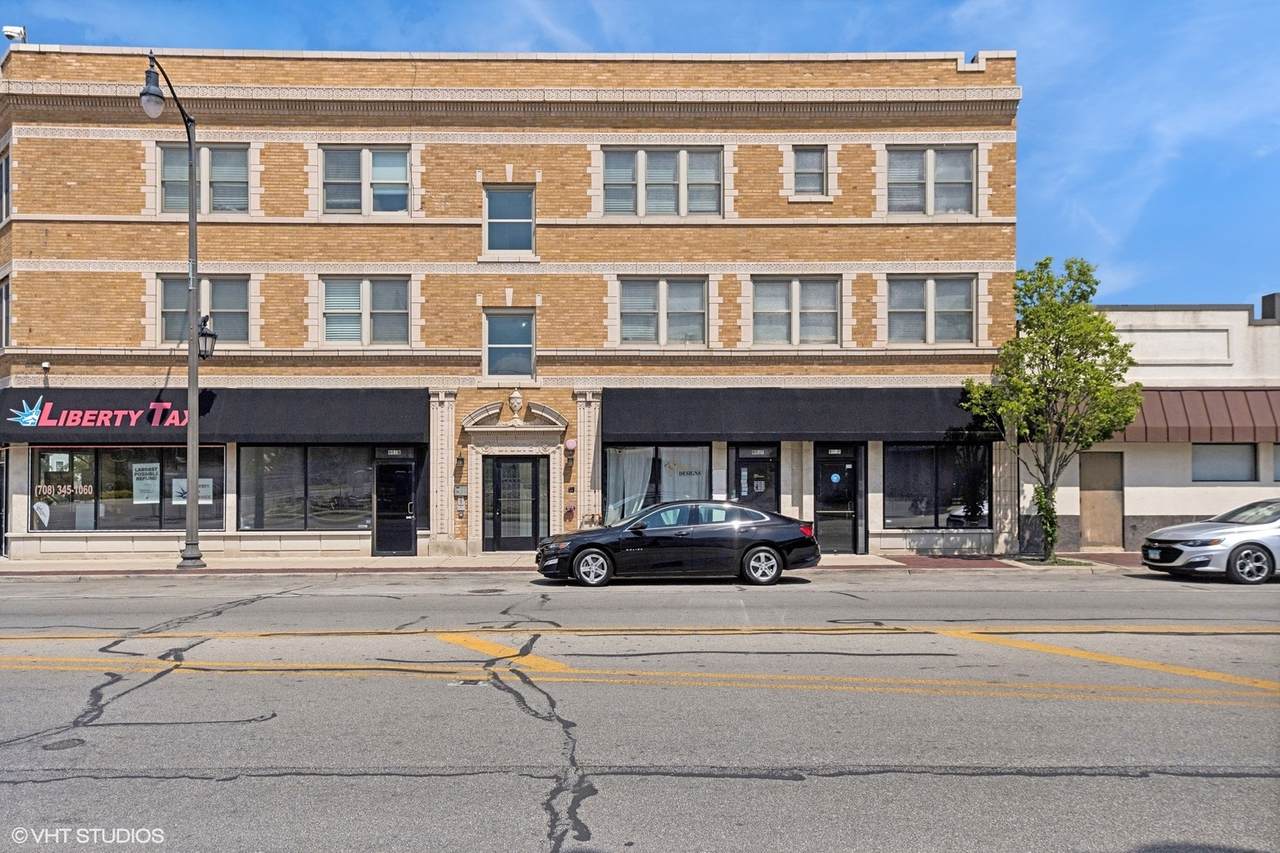 901 5TH Avenue - Photo 1