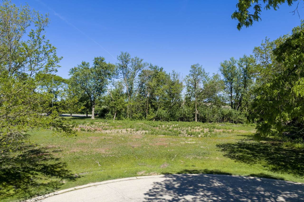 1 High Point Circle - Photo 1