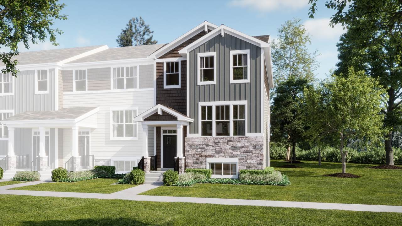 437 Red Oak Circle - Photo 1