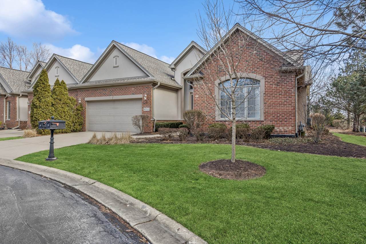 8711 Berkley Court - Photo 1