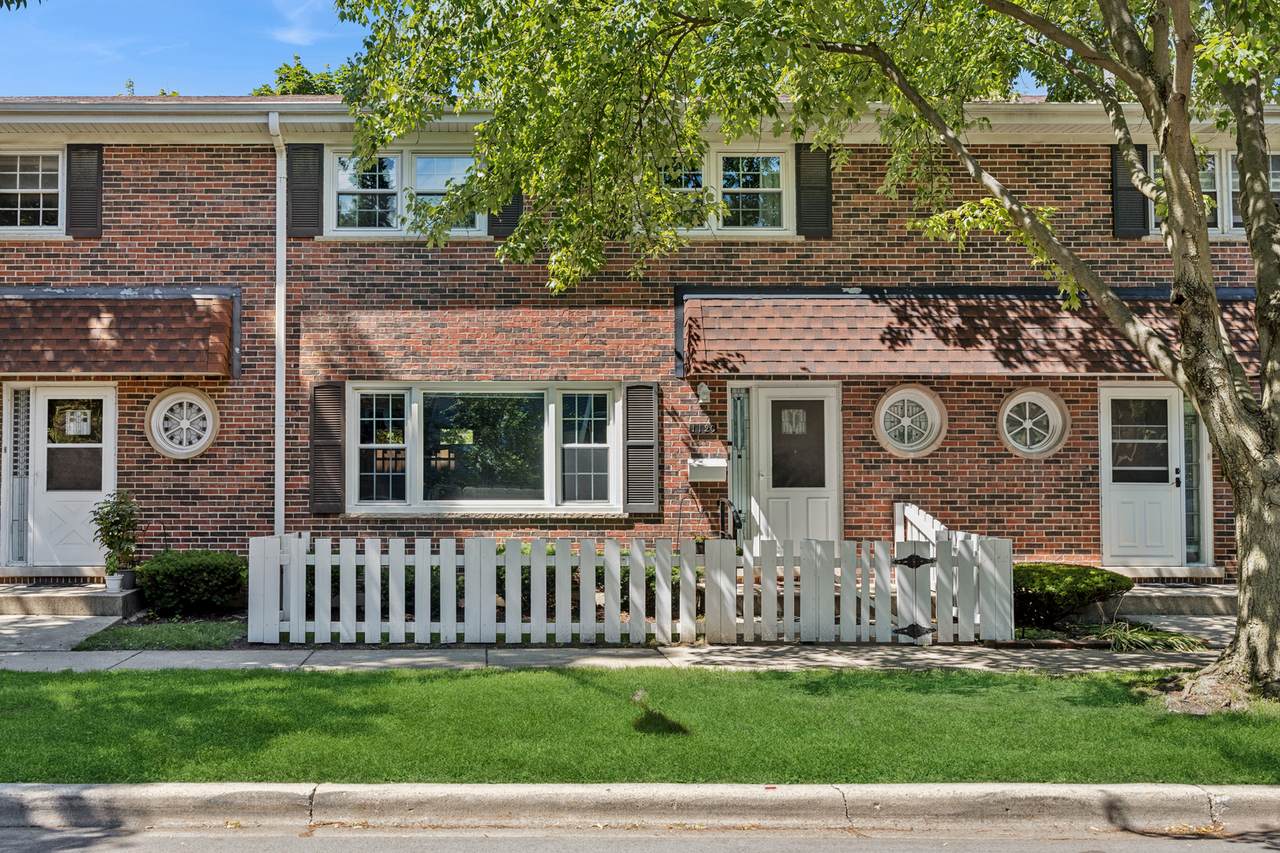 1120 Superior Street - Photo 1