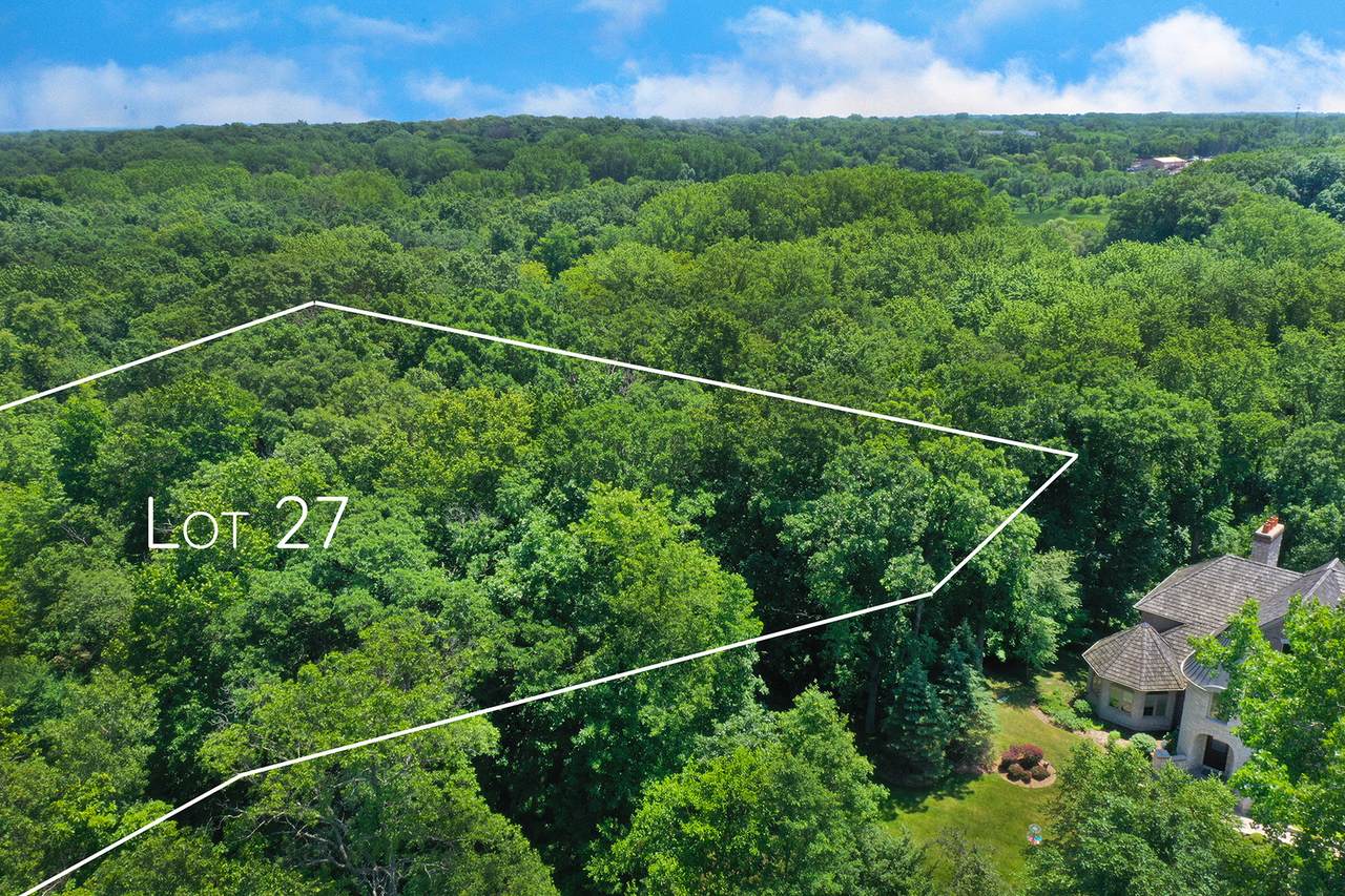 3733 Deerwood Drive - Photo 1