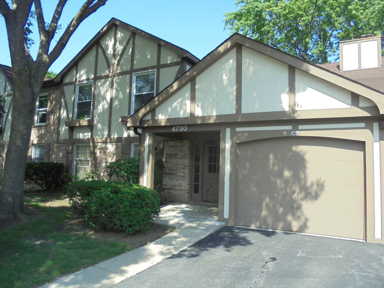 4730 Calvert Drive - Photo 1