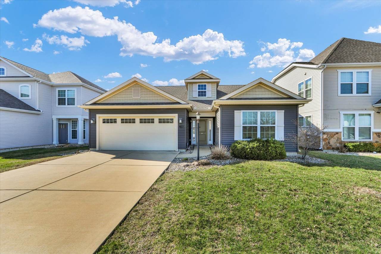 407 Bardeen Lane - Photo 1