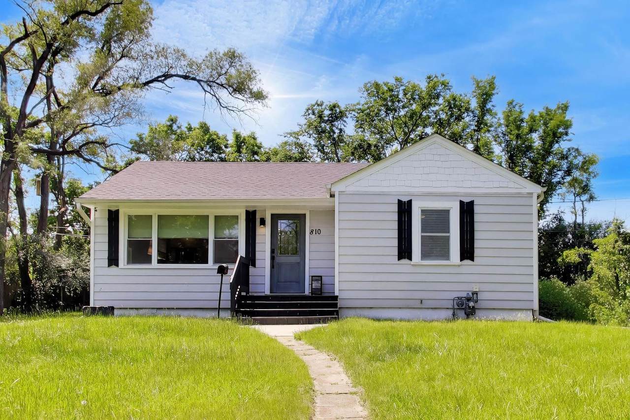 810 Jackson Street - Photo 1