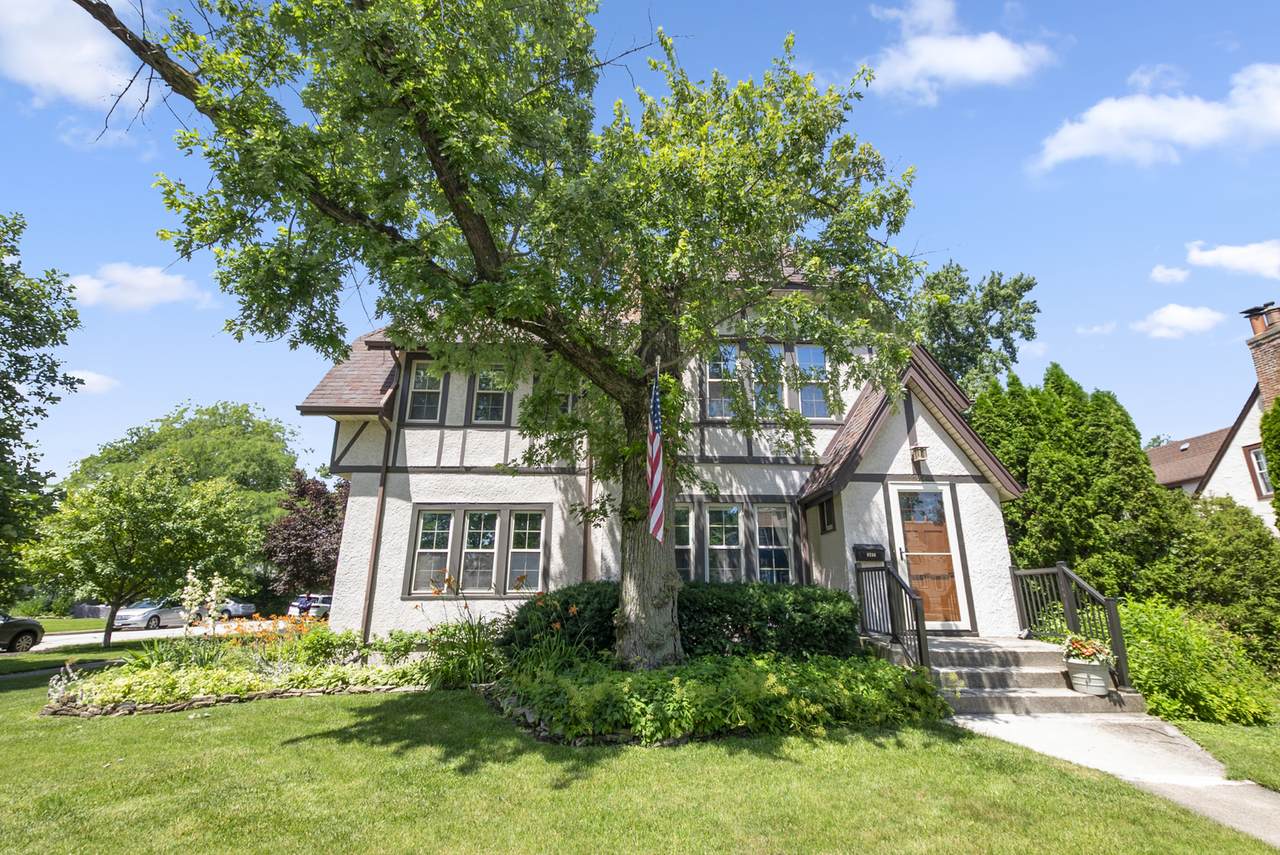 1146 Douglas Avenue - Photo 1