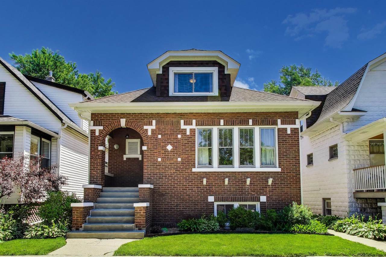 934 Circle Avenue - Photo 1