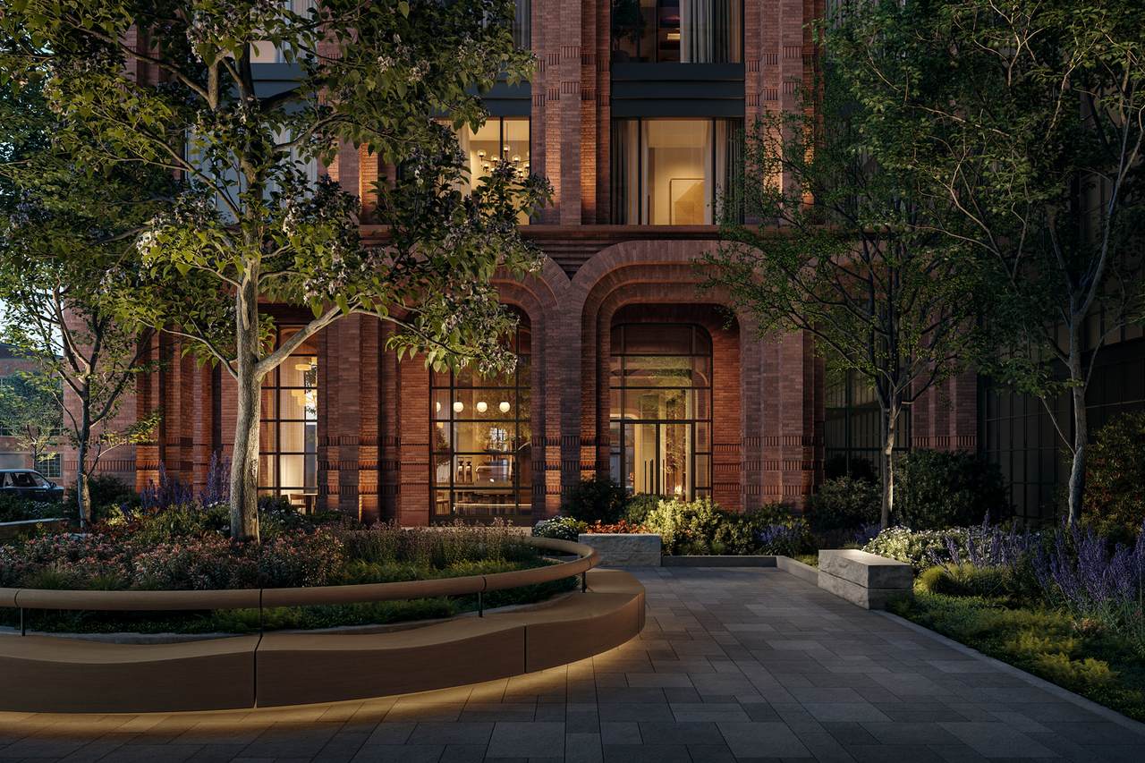 224 Elizabeth Street - Photo 1