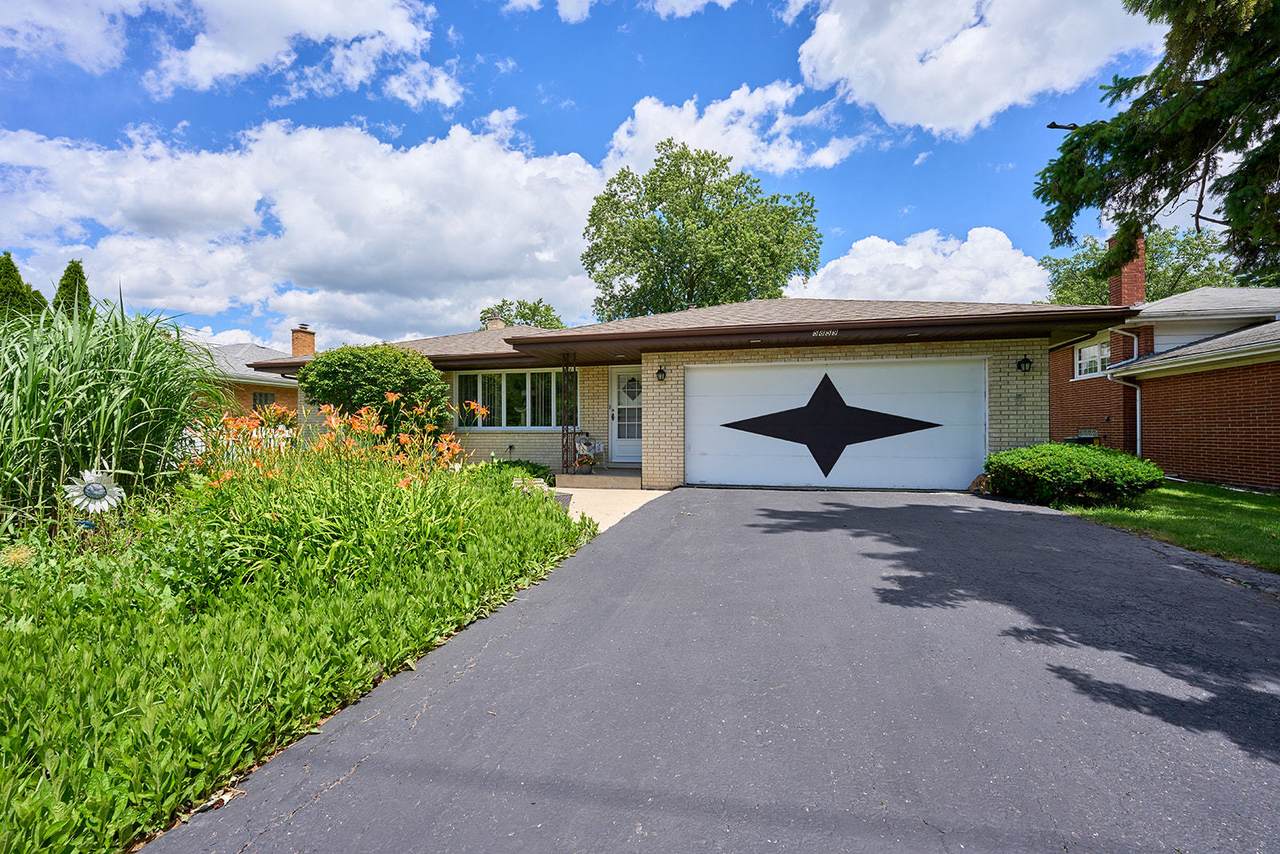 5859 Brainard Avenue - Photo 1