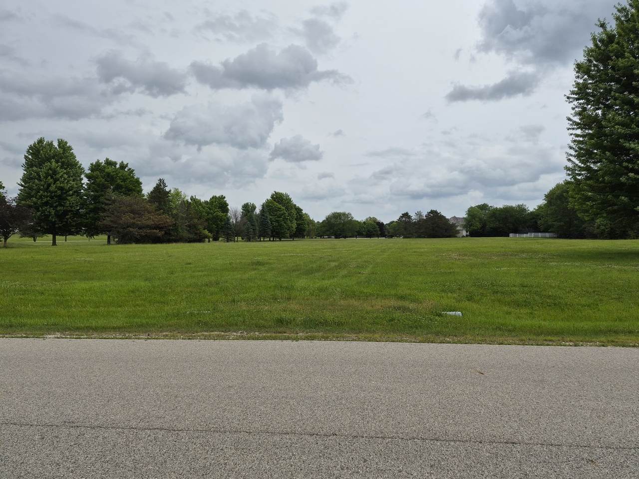 37133 Fox Hill Drive - Photo 1
