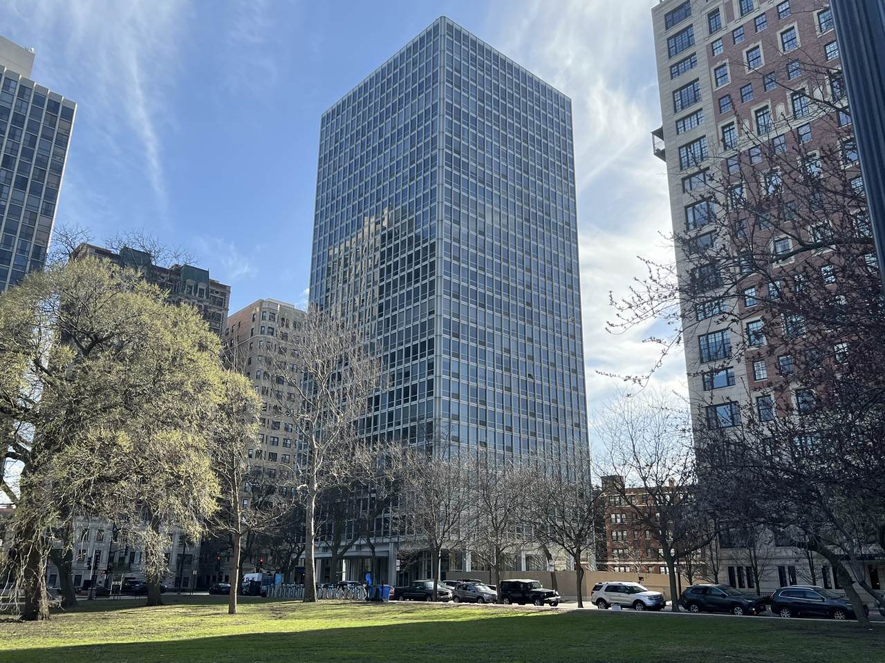 2400 Lakeview Avenue - Photo 1