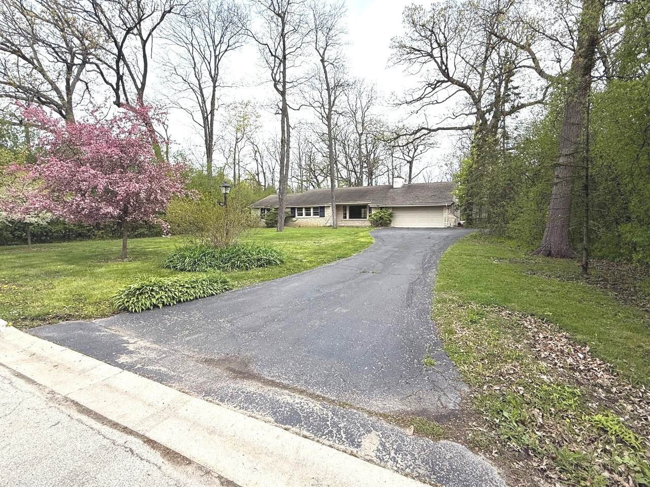 980 Mellody Road - Photo 1