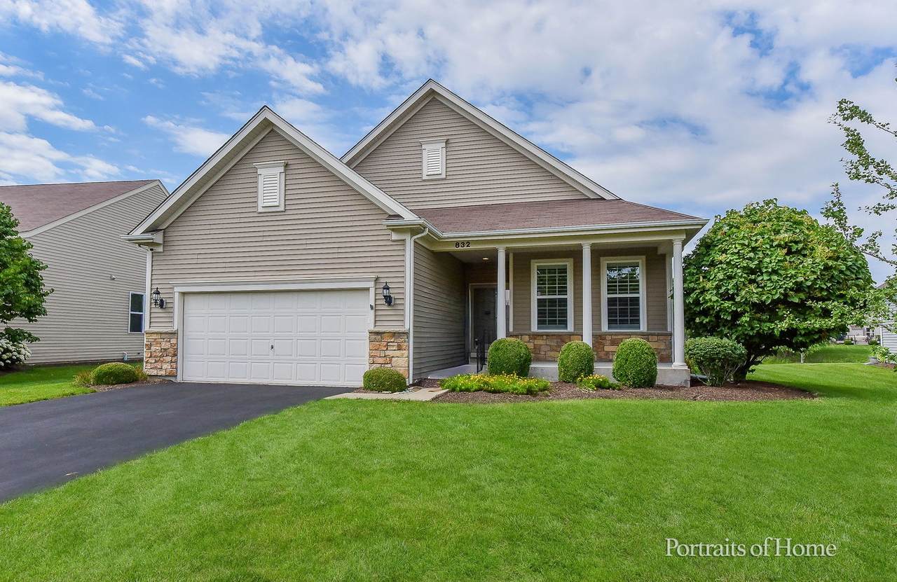 832 Colchester Drive - Photo 1