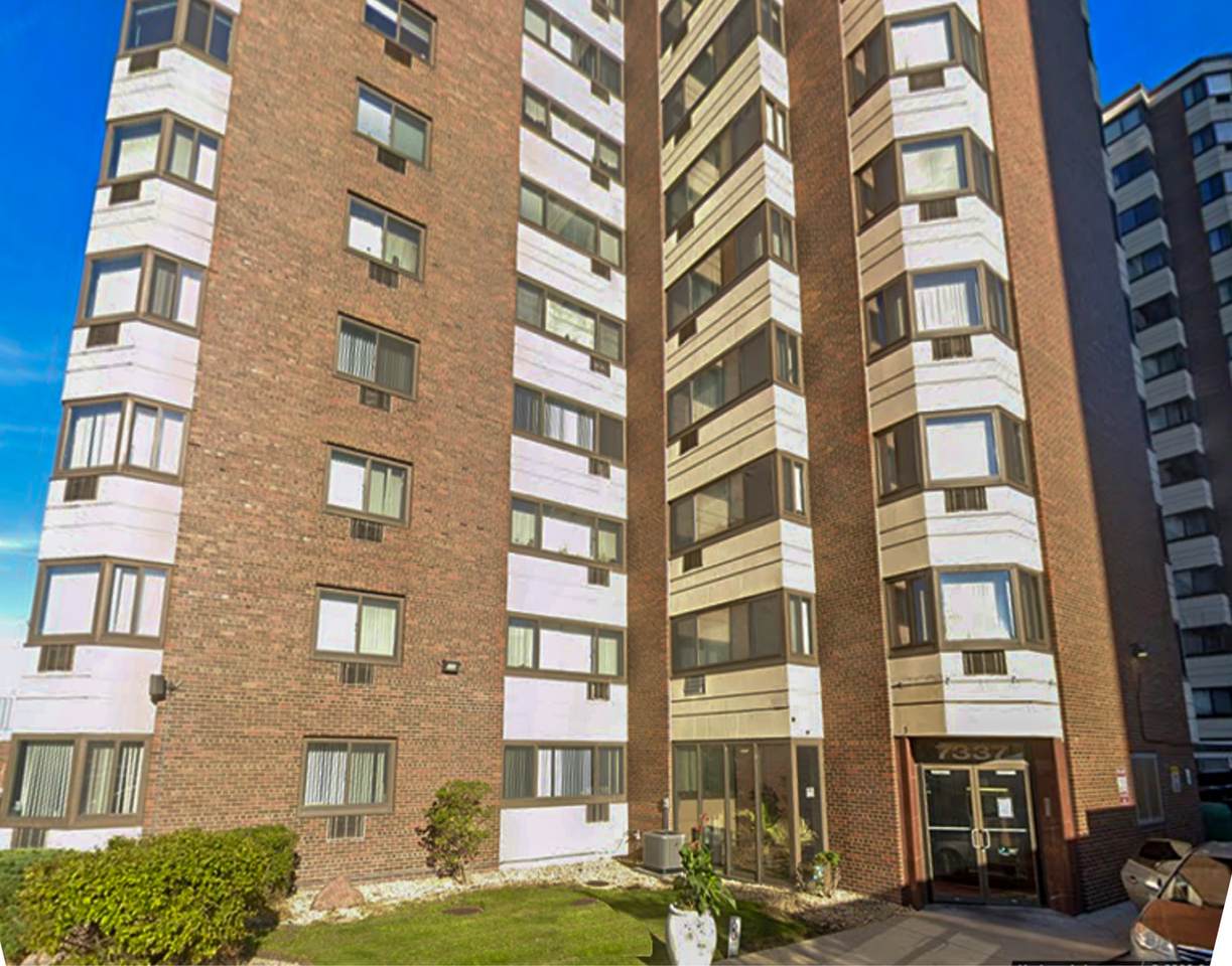 7337 South Shore Drive - Photo 1
