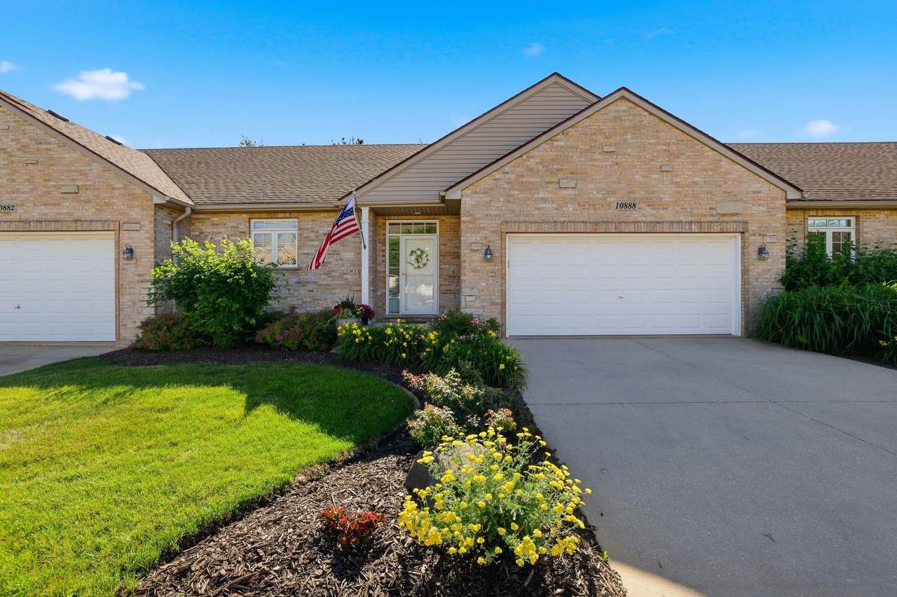 10888 Harry Drive - Photo 1