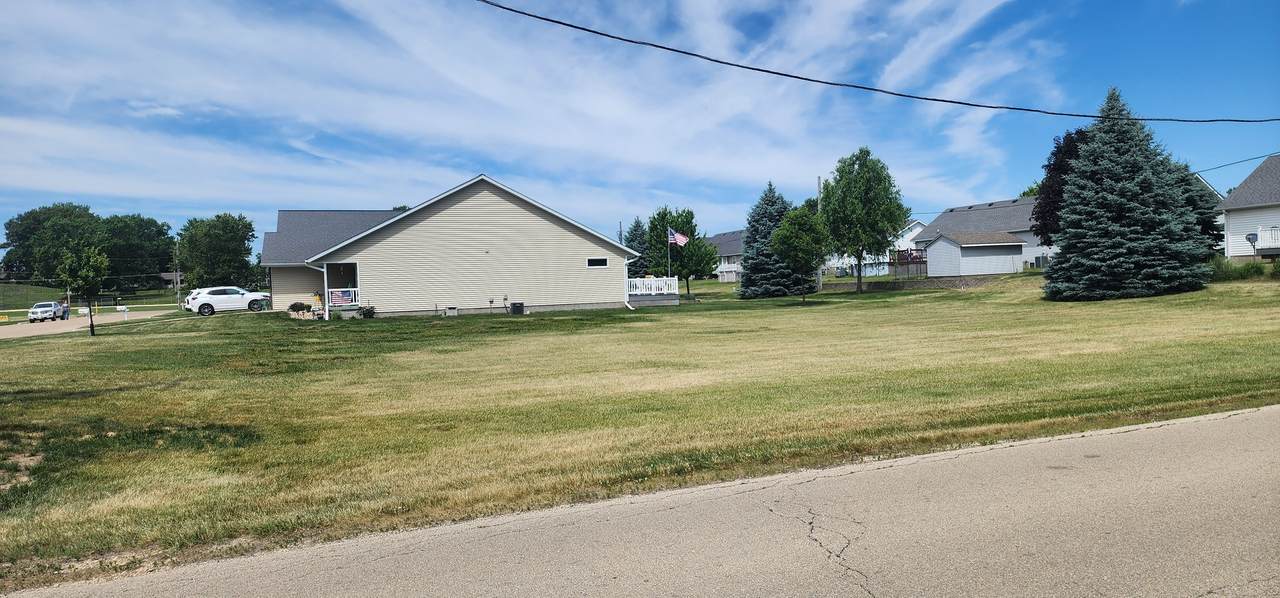 00 6th Avenue - Photo 1