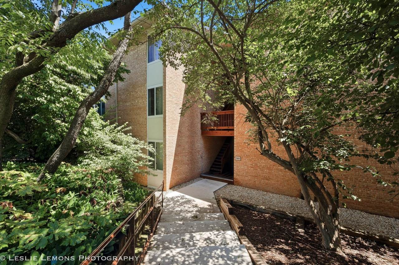 5801 Oakwood Drive - Photo 1