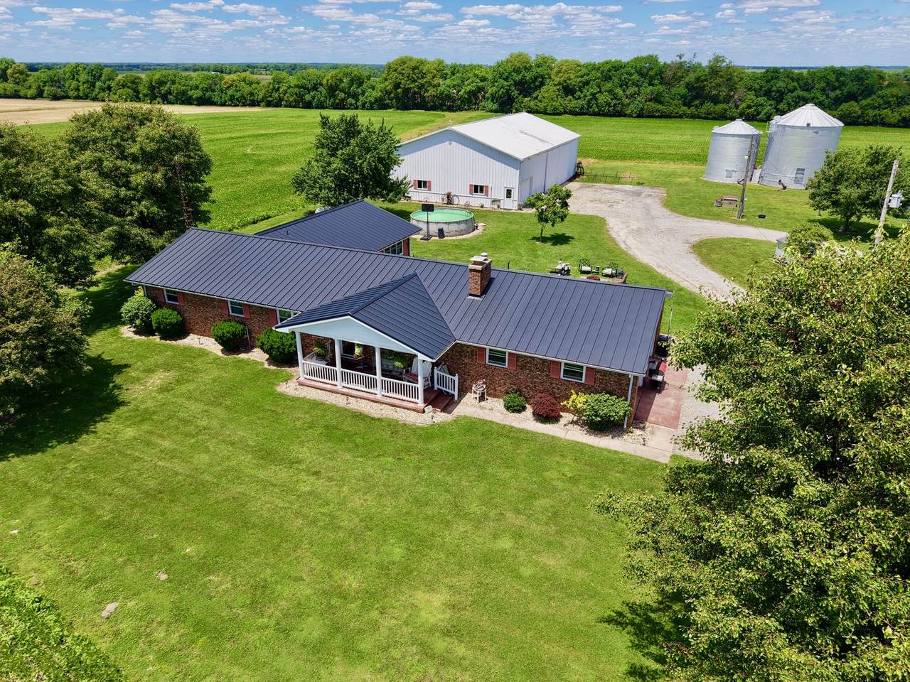 623 Pear Lane - Photo 1