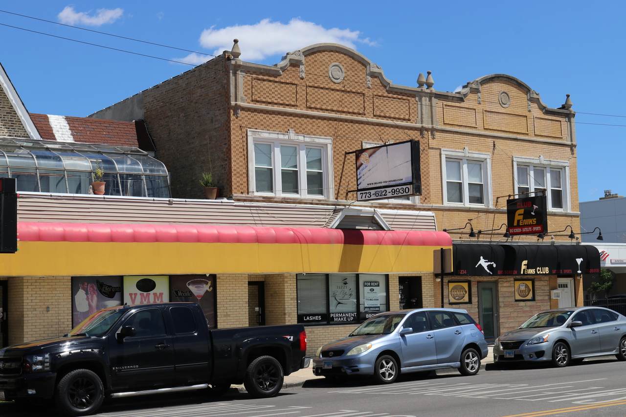 5236 Fullerton Avenue - Photo 1