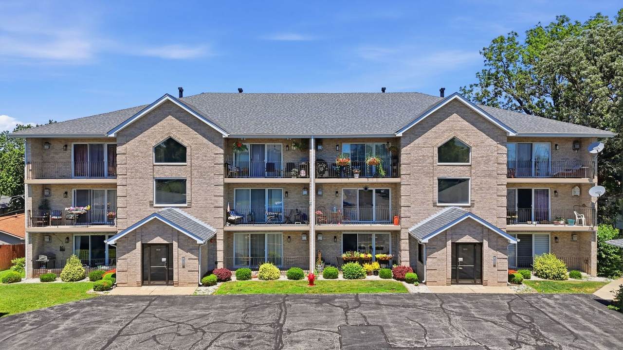8836 Amelia Court - Photo 1