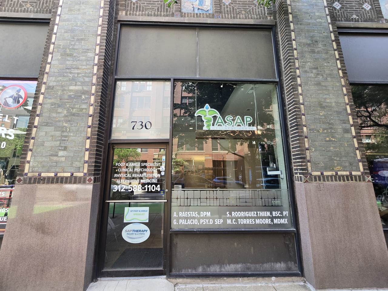 730 Dearborn Street - Photo 1