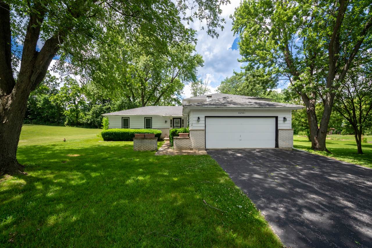 40581 Sunset Drive - Photo 1