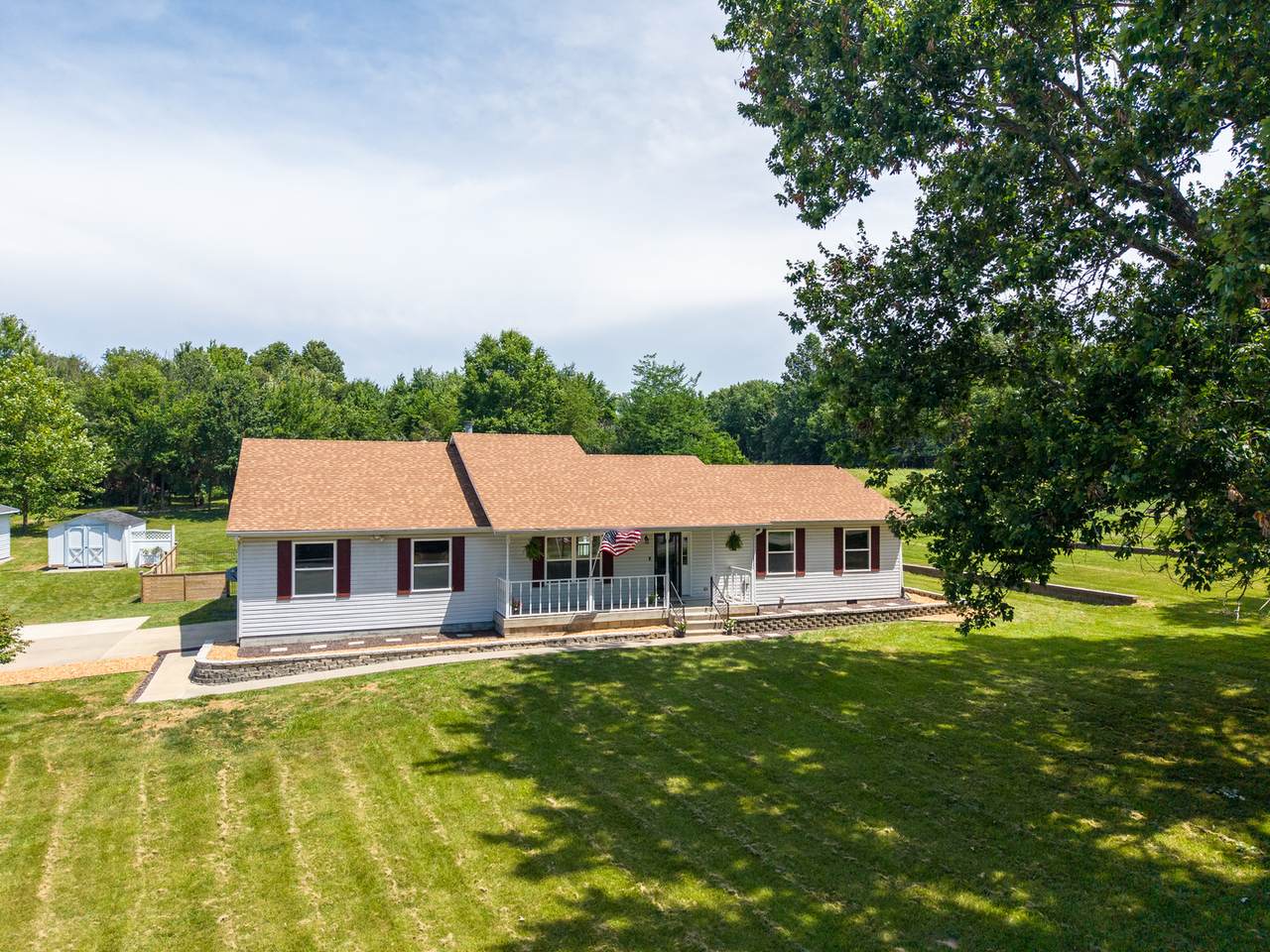 12084 Hutchison Road - Photo 1
