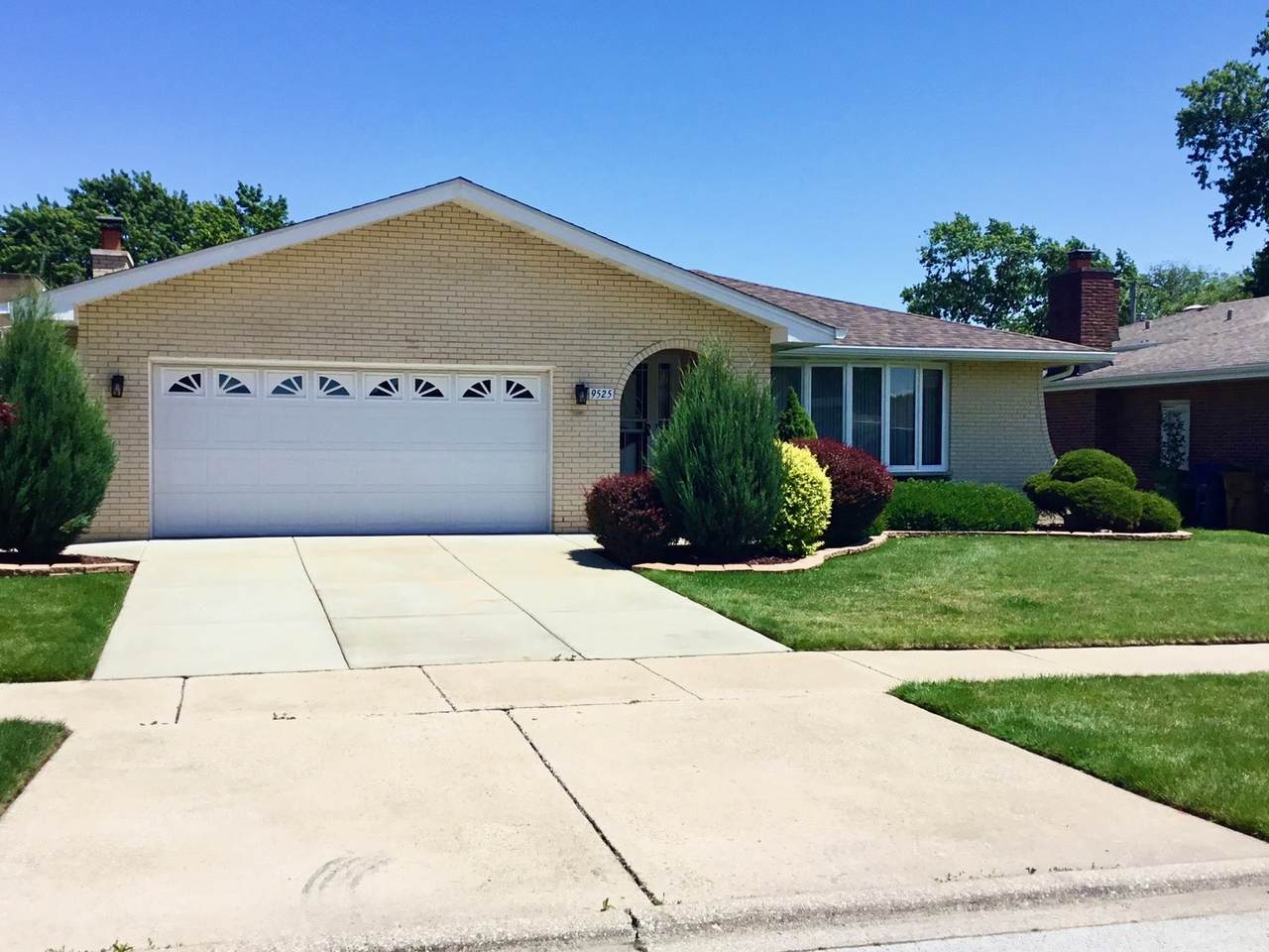 9525 Kolin Avenue - Photo 1