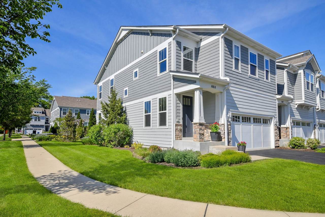 653 Riverbank Drive - Photo 1