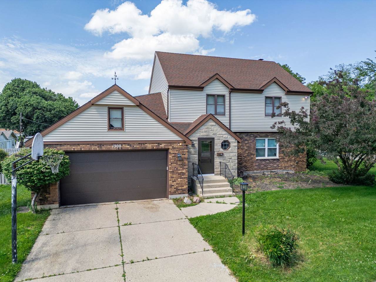 1300 Wolff Avenue - Photo 1