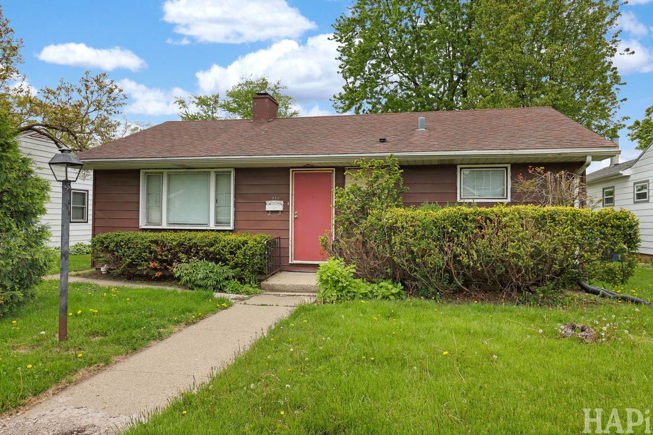 916 Chestnut Street - Photo 1