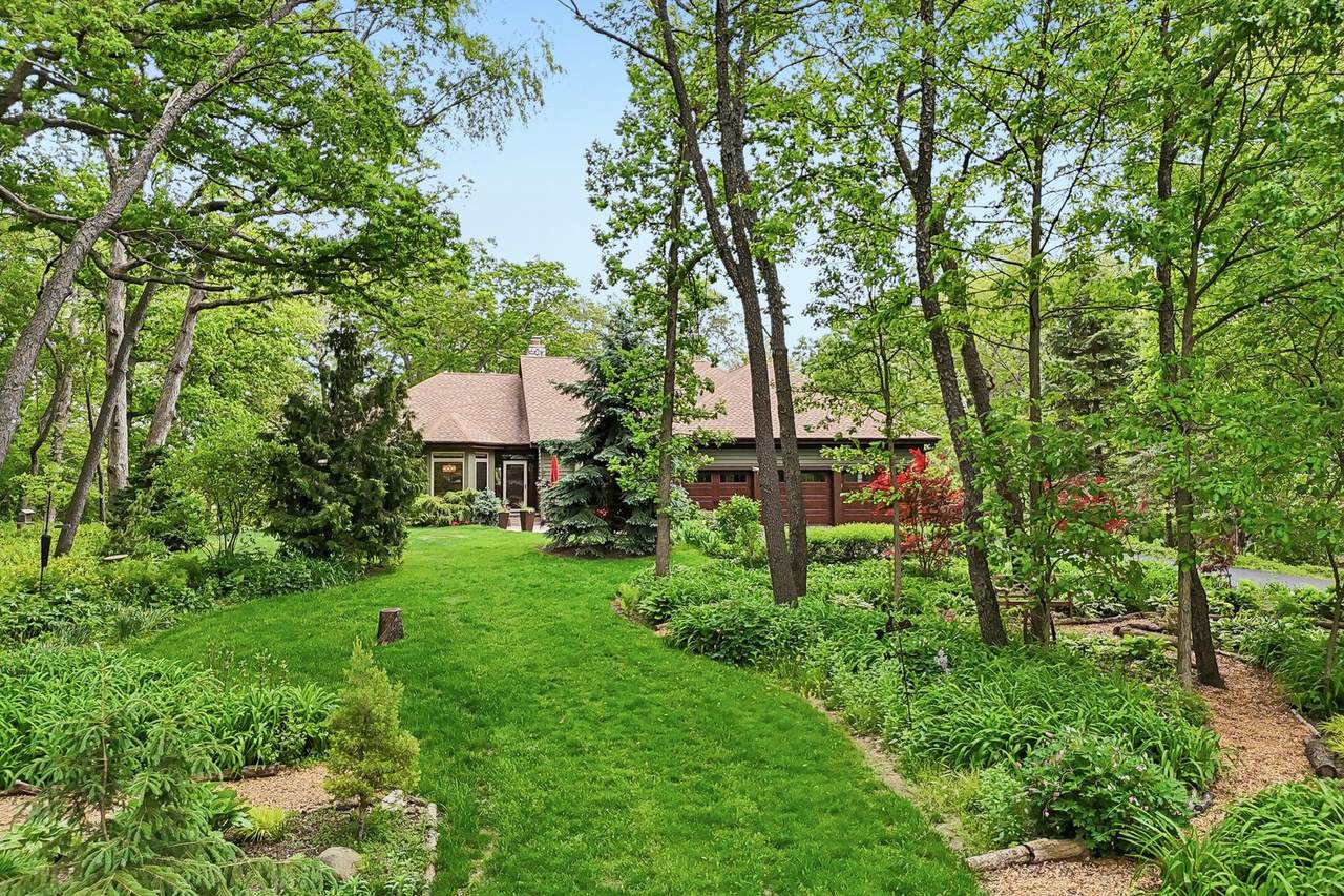 26073 Laurel Court - Photo 1