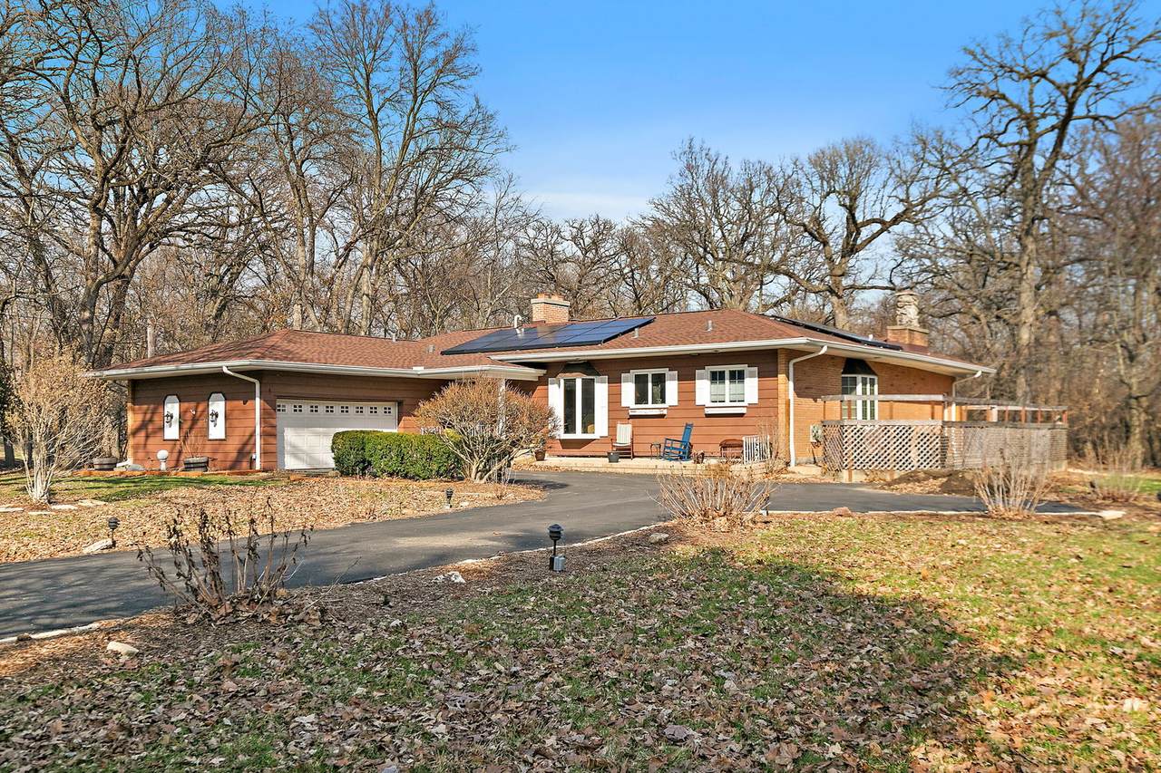 435 Forest Trail - Photo 1