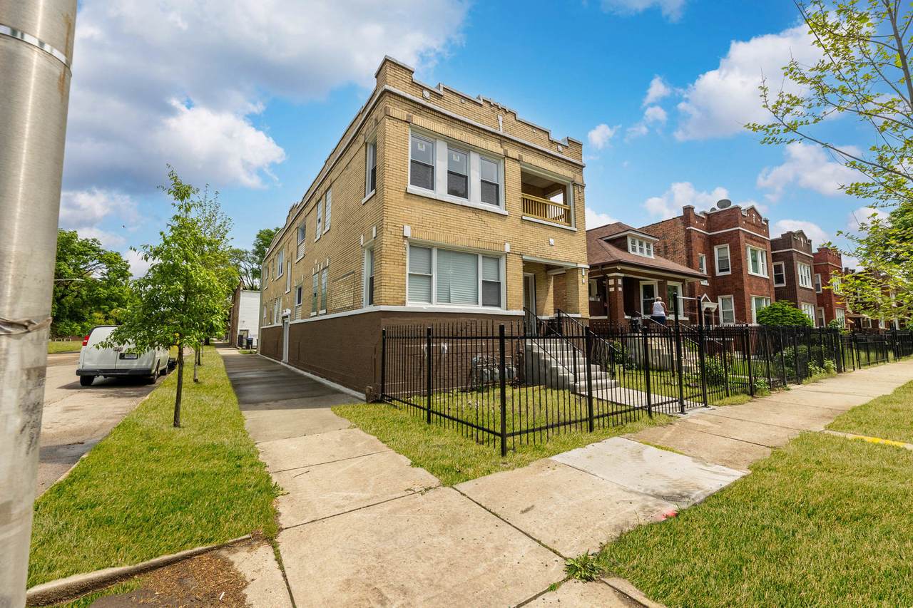 5203 Peoria Street - Photo 1