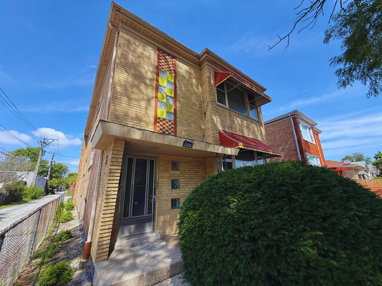6244 Seeley Avenue - Photo 1