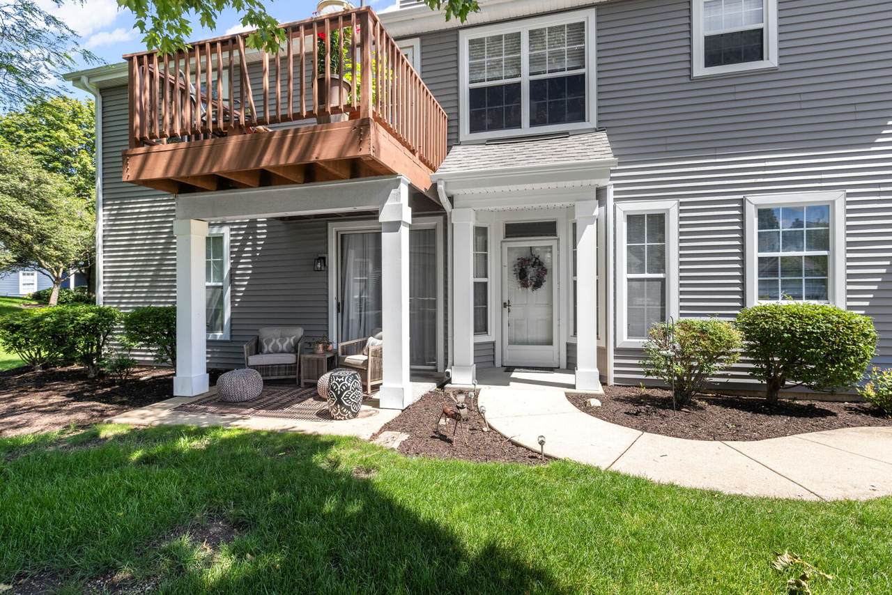 2071 Waverly Lane - Photo 1