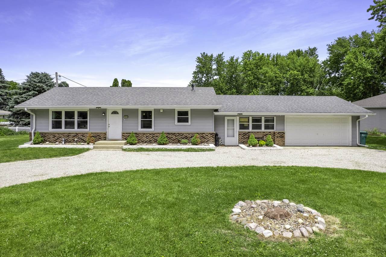 1010 Suzy Street - Photo 1