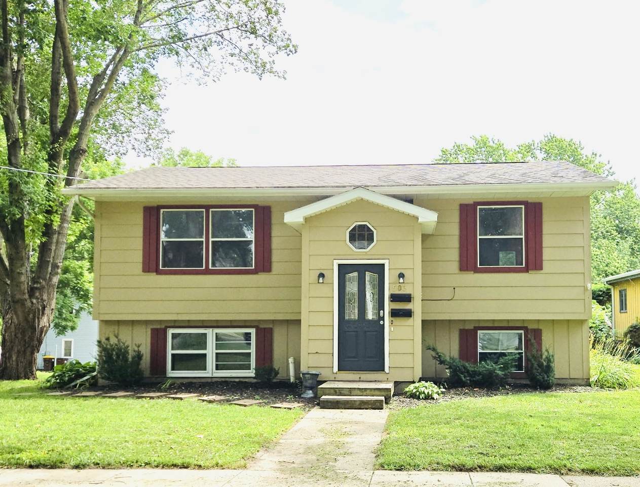 503 2nd Street - Photo 1
