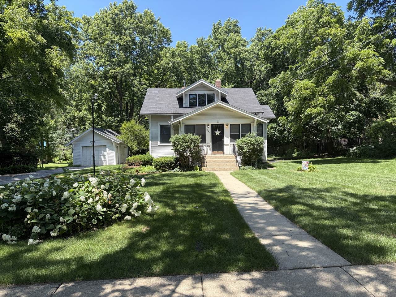 240 Hill Avenue - Photo 1