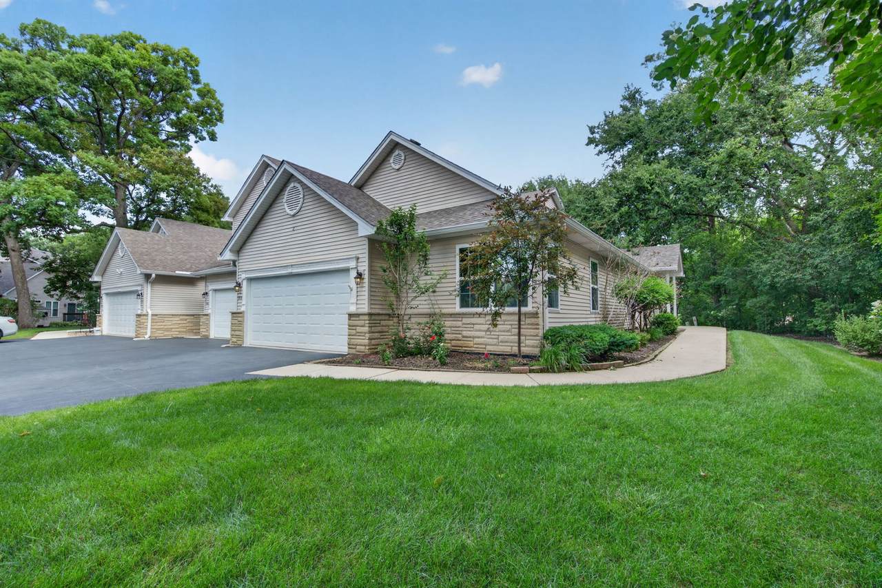 938 Treeline Court - Photo 1