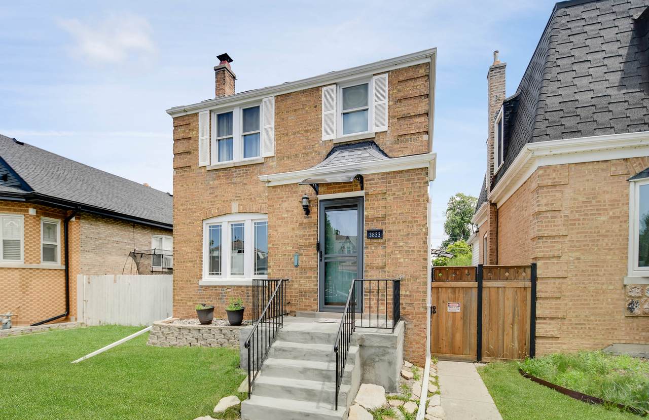 3833 Oak Park Avenue - Photo 1