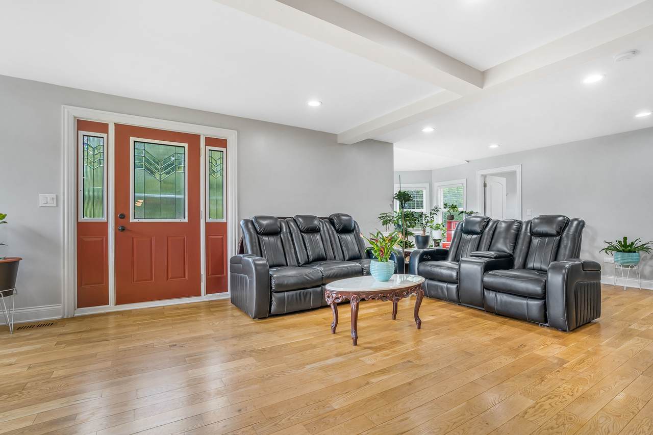 https://bt-photos.global.ssl.fastly.net/mred/1280_boomver_1_12687254-1.jpg
