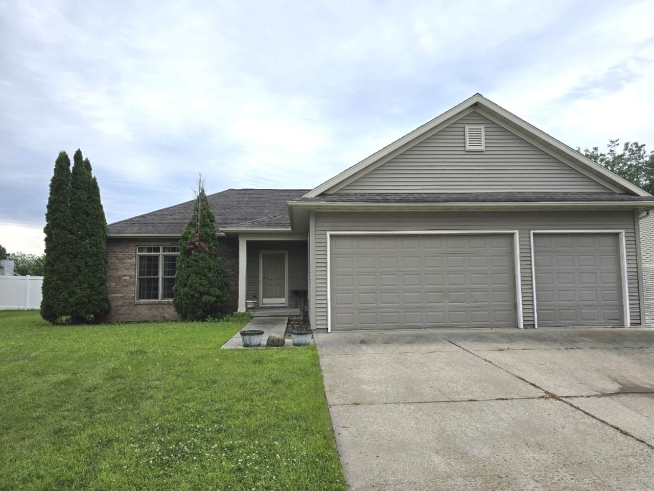 1885 Anne Lane - Photo 1