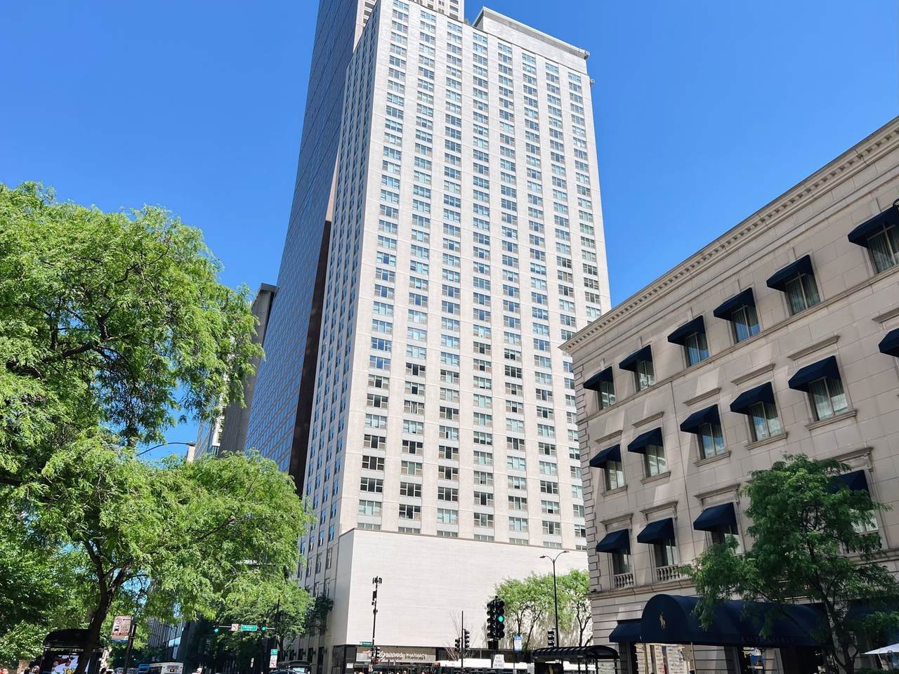 777 Michigan Avenue - Photo 1