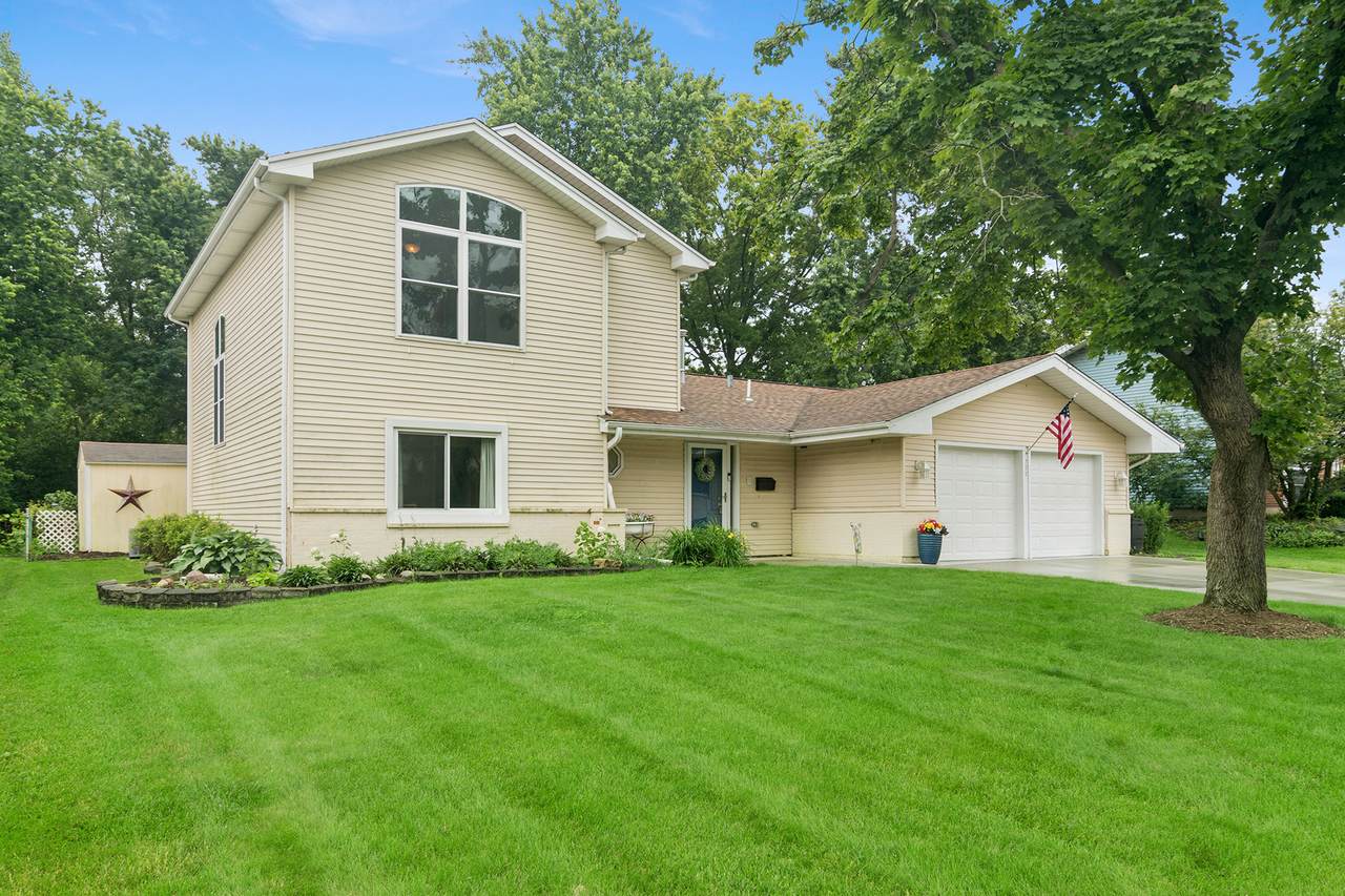 2S155 Mayfield Lane - Photo 1