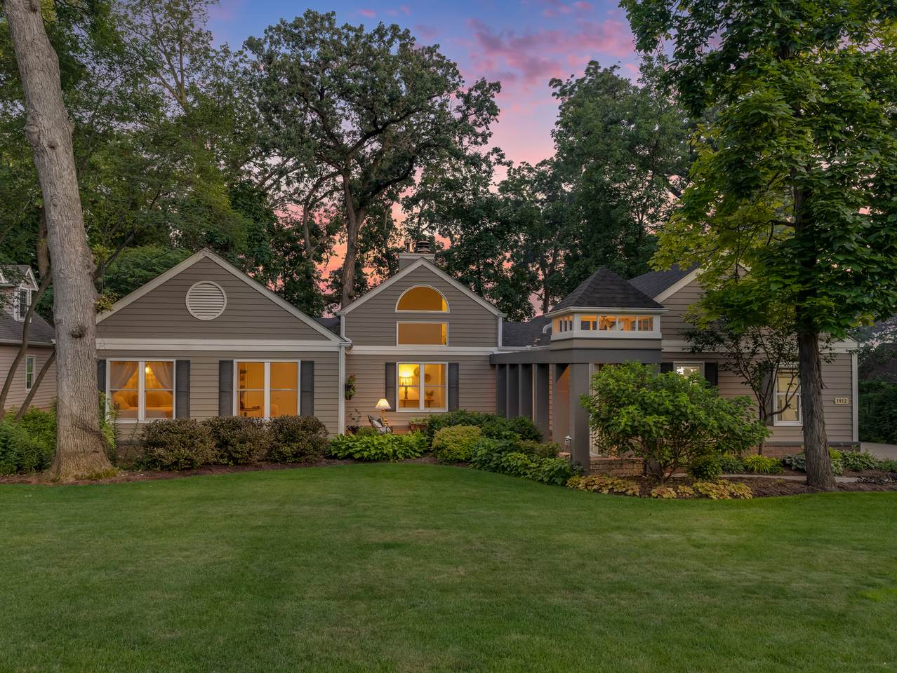 1912 Whispering Oaks Lane - Photo 1