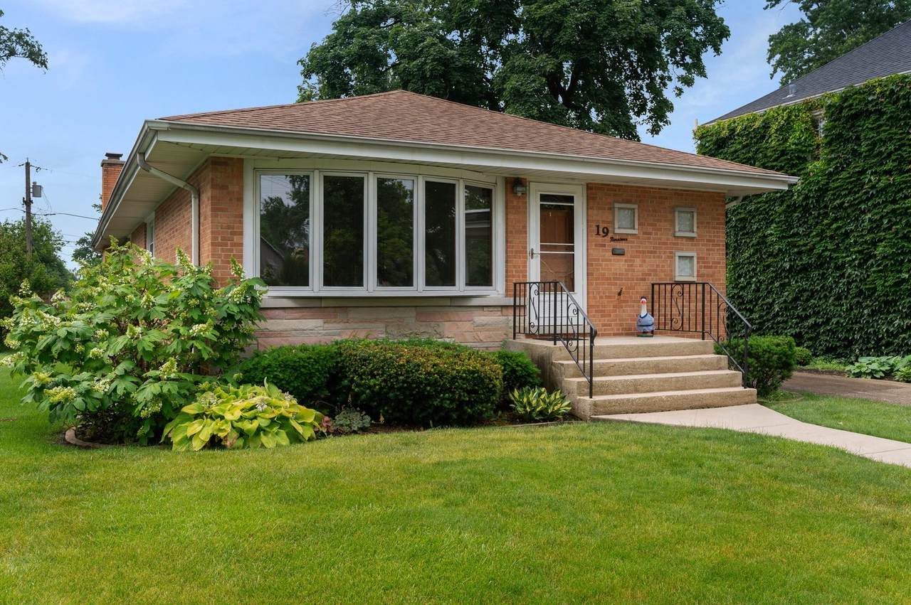 19 Adams Street - Photo 1