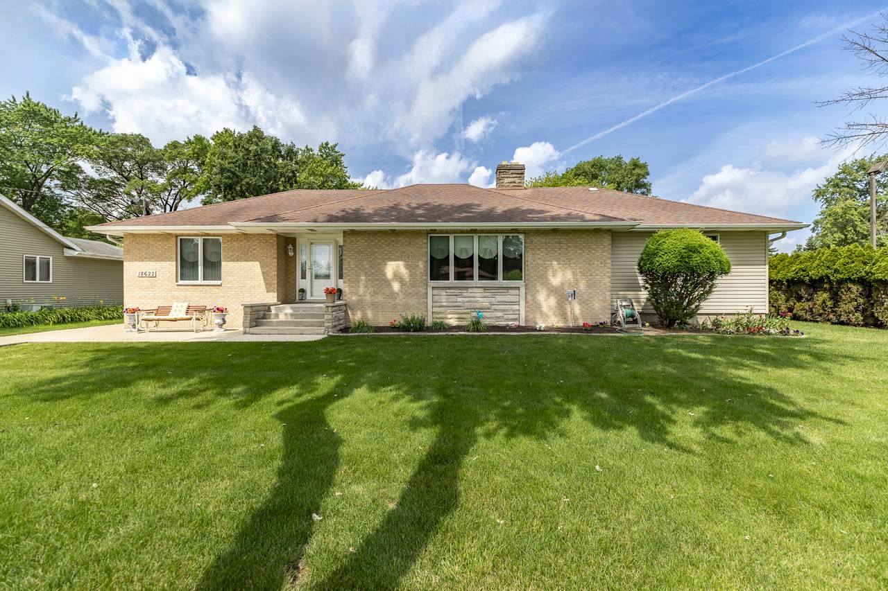 18622 Burnham Avenue - Photo 1