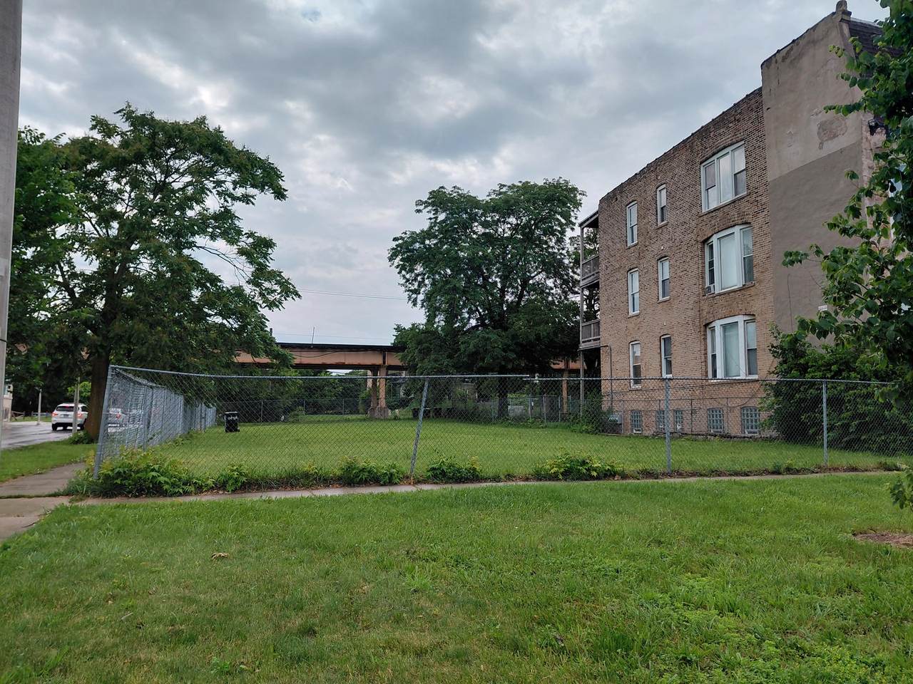 322 60th Street - Photo 1